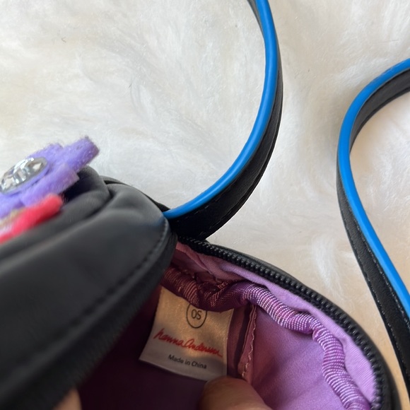 Hanna Anderson purse with zipper and floral design - Picture 6 of 8